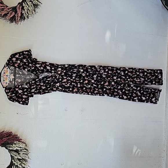 Kingston Grey Women's Romper Floral Shortsleeve Size XSmall - Picture 8 of 10